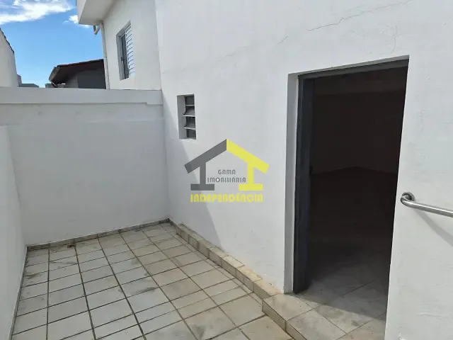 Casa com 125m² 2 quartos e 1 banheiro, à venda, no bairro Loteamento Rei de Ouro em Itatiba