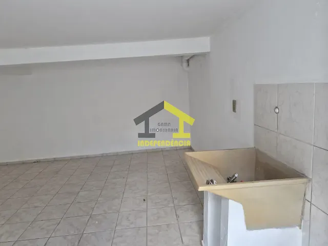 Casa com 125m² 2 quartos e 1 banheiro, à venda, no bairro Loteamento Rei de Ouro em Itatiba
