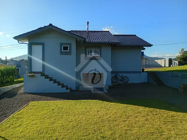 Casa 2 quartos e 2 banheiros, à venda, no bairro Teutônia em Teutônia