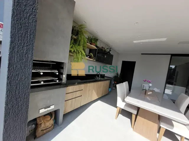 Casa com 256m² 3 quartos e 4 banheiros, à venda, no bairro Urbanova IV-A em São José dos Campos