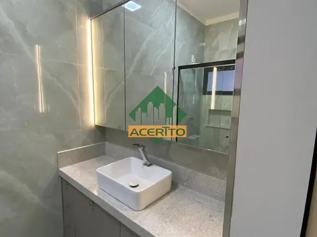 Casa com 400m² 3 quartos e 3 banheiros, para alugar, no bairro Royal Boulevard em Araçatuba
