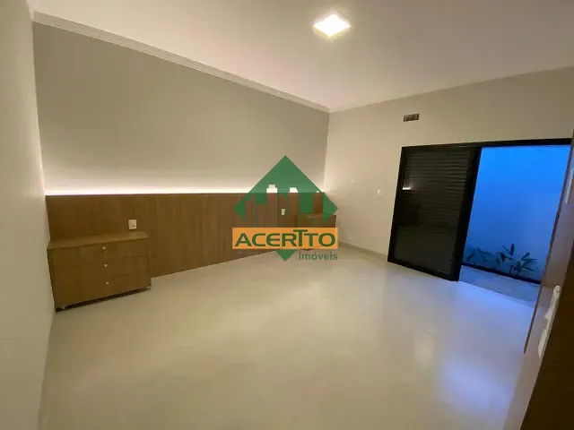 Casa com 400m² 3 quartos e 3 banheiros, para alugar, no bairro Royal Boulevard em Araçatuba