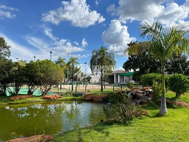 Casa 3 quartos e 5 banheiros, à venda, no bairro Damha Residencial Uberaba II em Uberaba