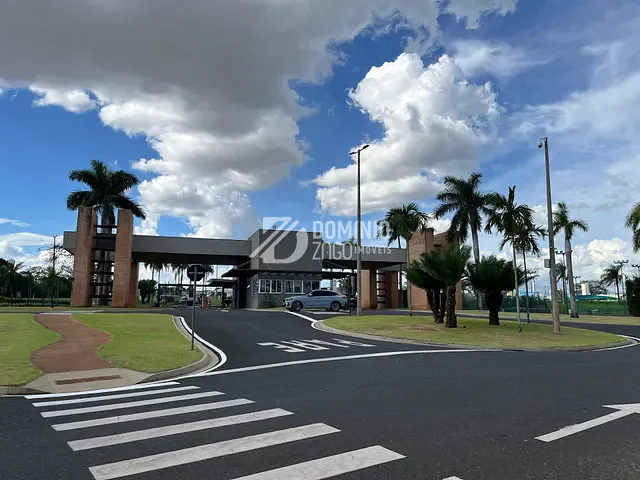 Casa 3 quartos e 5 banheiros, à venda, no bairro Damha Residencial Uberaba II em Uberaba