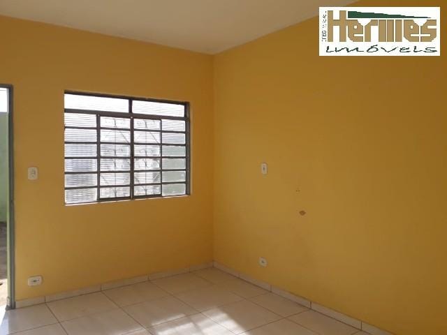 Casa, 3 quartos, 200 m² - Foto 2
