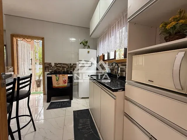 Casa com 1m² 1 quarto e 1 banheiro, à venda, no bairro Jardim Casa Branca em Caraguatatuba