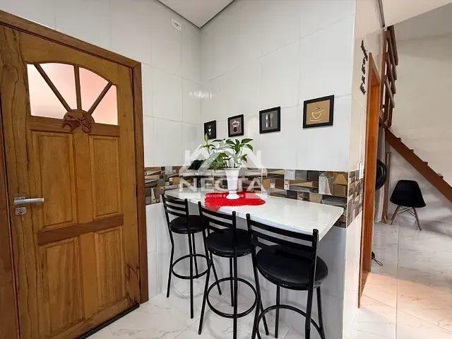 Casa com 1m² 1 quarto e 1 banheiro, à venda, no bairro Jardim Casa Branca em Caraguatatuba