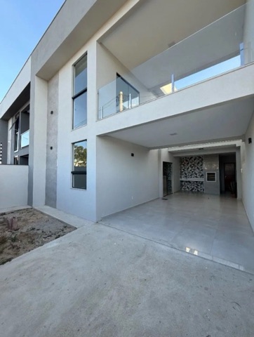 Casa 3 quartos e 4 banheiros, à venda, no bairro Parque Santo Antônio em Campos dos Goytacazes