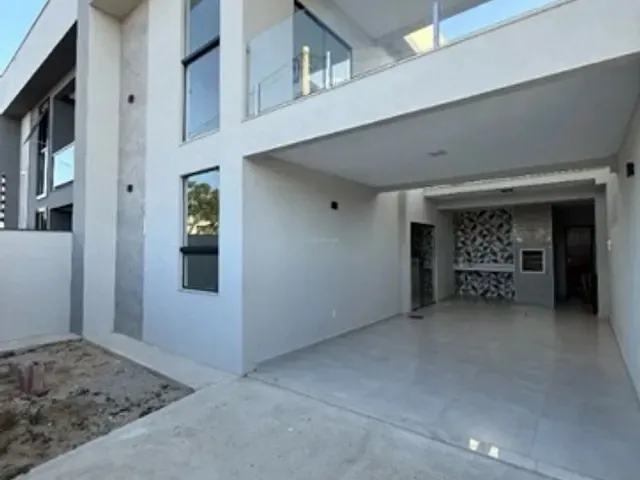 Casa 3 quartos e 4 banheiros, à venda, no bairro Parque Santo Antônio em Campos dos Goytacazes