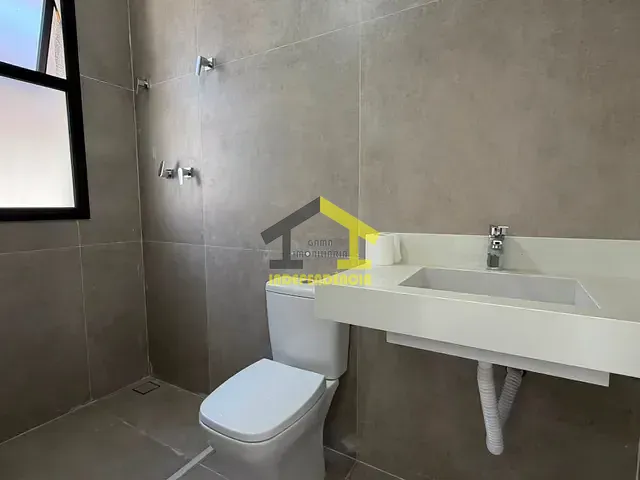 Casa com 380m² 3 quartos e 1 banheiro, à venda, no bairro Residencial Fazenda Santa Rosa - Fase 1 em Itatiba