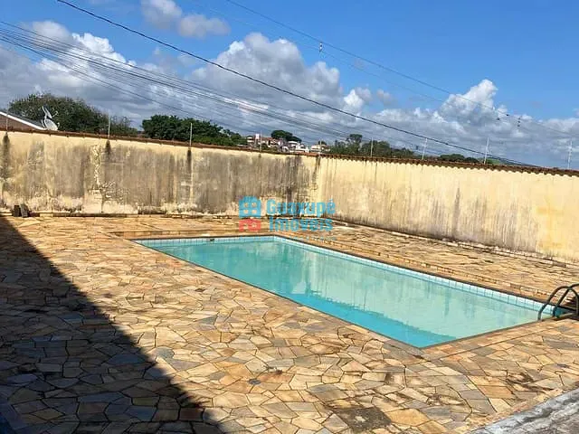 Casa 4 quartos e 4 banheiros, à venda, no bairro Jardim Três Rosas em Guaxupé