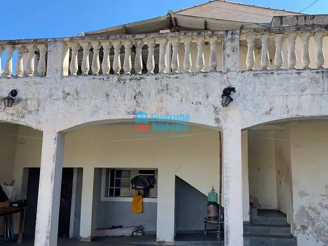 Casa 4 quartos e 4 banheiros, à venda, no bairro Jardim Três Rosas em Guaxupé