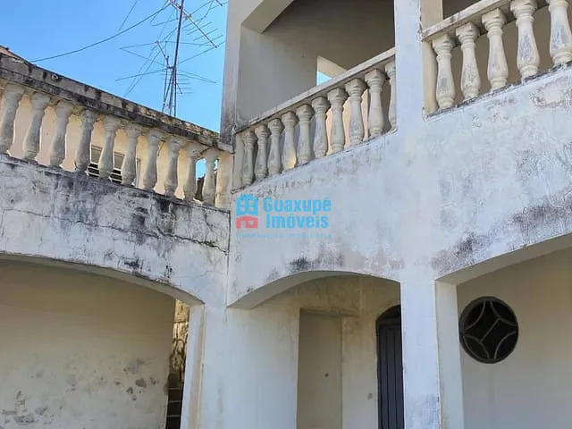 Casa 4 quartos e 4 banheiros, à venda, no bairro Jardim Três Rosas em Guaxupé