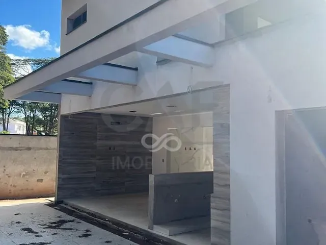 Casa com 477m² 3 quartos e 4 banheiros, à venda, no bairro Reserva Santa Izabel em Jaguariúna