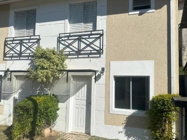 Casa com 96m² 2 quartos e 2 banheiros, à venda, no bairro Chácara Canta Galo em Cotia