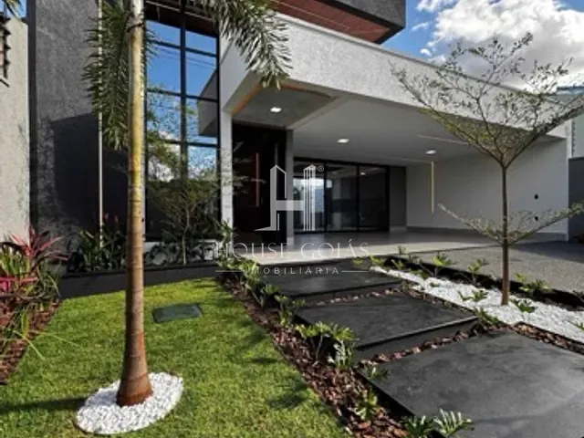 Casa com 360m² 4 quartos e 5 banheiros, à venda, no bairro Setor Três Marias em Goiânia