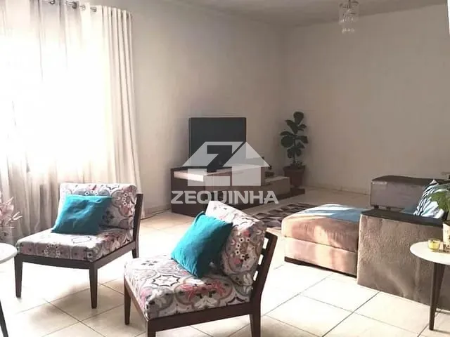 Casa com 350m² 4 quartos e 2 banheiros, à venda, no bairro City Bussocaba em Osasco
