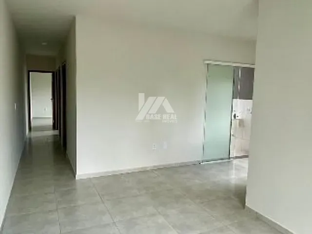 Casa com 180m² 3 quartos e 1 banheiro, à venda, no bairro Contorno em Ponta Grossa