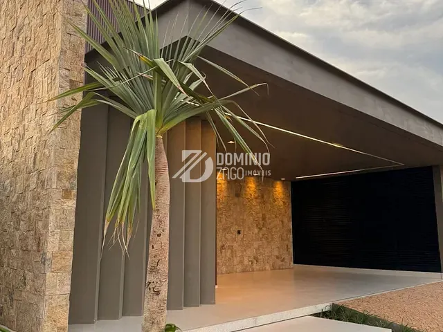 Casa com 388m² 3 quartos e 5 banheiros, à venda, no bairro Recreio dos Bandeirantes em Uberaba