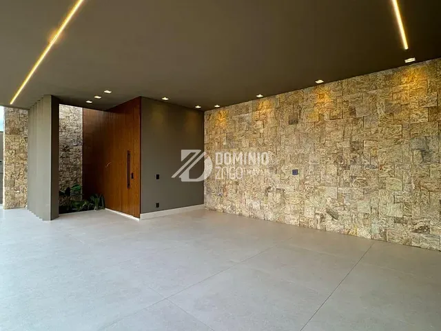 Casa com 388m² 3 quartos e 5 banheiros, à venda, no bairro Recreio dos Bandeirantes em Uberaba