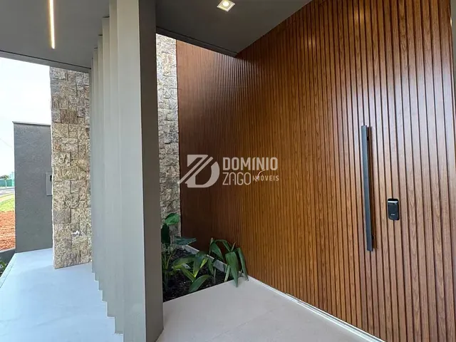 Casa com 388m² 3 quartos e 5 banheiros, à venda, no bairro Recreio dos Bandeirantes em Uberaba