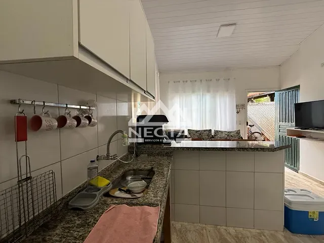 Casa 1 quarto e 1 banheiro, à venda, no bairro Jardim Casa Branca em Caraguatatuba