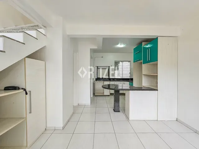 Casa 2 quartos e 2 banheiros, para alugar, no bairro Rondônia em Novo Hamburgo