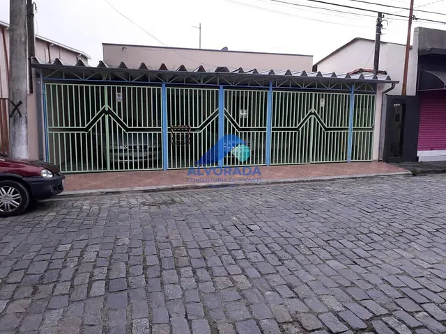 Casa com 250m² 2 quartos e 1 banheiro, à venda, no bairro Vila Machado em Jacareí