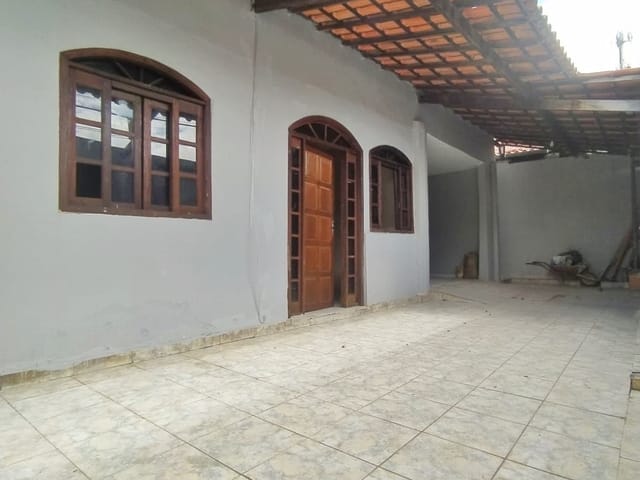 Foto do Casa - Casa estilo colonial com 03 quartos, sendo um súite e duas vagas, Bairro Minas Caixa, Belo Horizonte, MG | Deltalar Imóveis