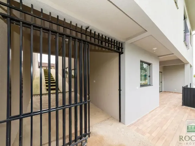 Casa com 120m² 2 quartos e 1 banheiro, para alugar, no bairro Santa Cândida em Curitiba