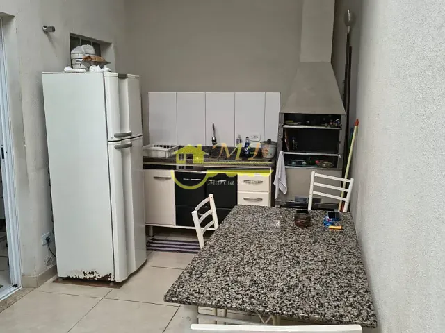 Casa 4 quartos e 2 banheiros, à venda, no bairro Jardim Santos Dumont II em Campinas