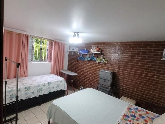 Casa com 200m² 3 quartos e 2 banheiros, à venda, no bairro Jardim Recanto Suave em Cotia