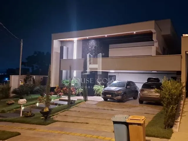 Casa com 520m² 5 quartos e 6 banheiros, à venda, no bairro Condomínio do Lago 1ª Etapa em Goiânia