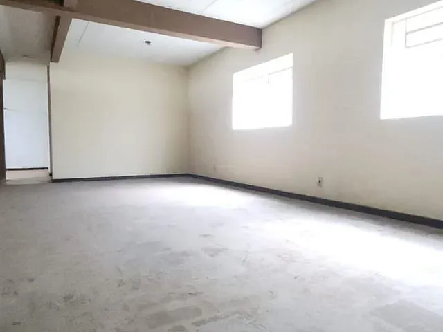 Casa 3 quartos e 1 banheiro, à venda, no bairro Medianeira em Caxias do Sul