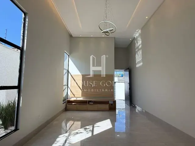 Casa com 360m² 3 quartos e 3 banheiros, à venda, no bairro Ilda em Aparecida de Goiânia