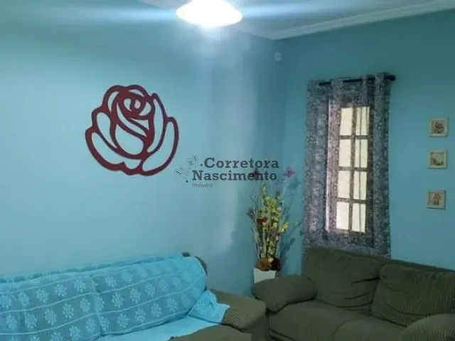 Casa com 200m² 3 quartos e 2 banheiros, à venda, no bairro Parque dos Príncipes em Jacareí