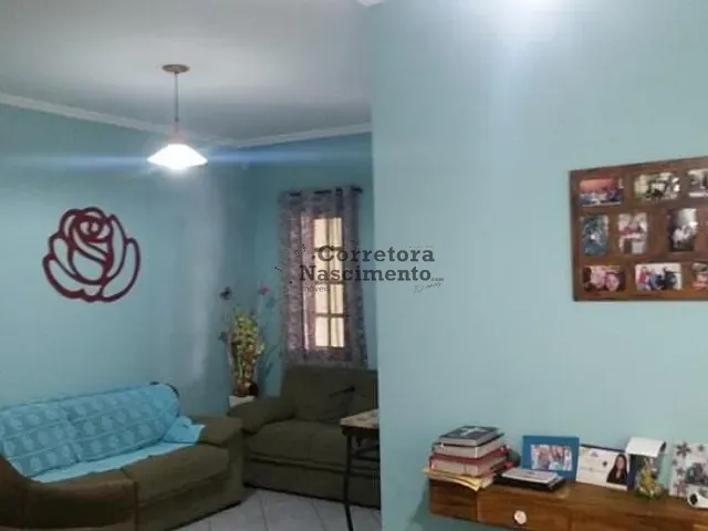 Casa com 200m² 3 quartos e 2 banheiros, à venda, no bairro Parque dos Príncipes em Jacareí