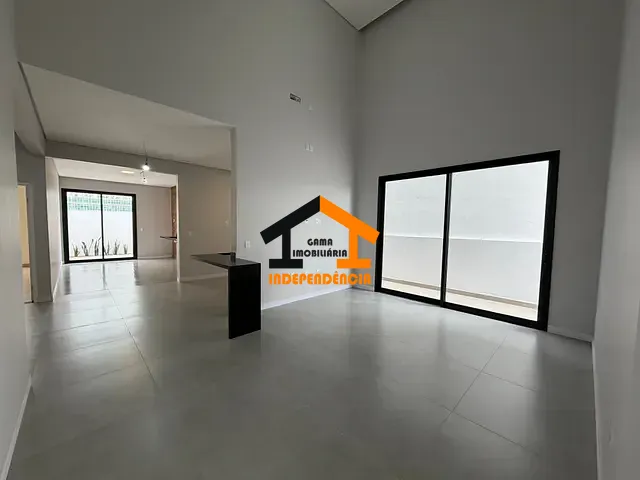 Casa com 399m² 3 quartos e 2 banheiros, à venda, no bairro Reserva Santa Rosa em Itatiba