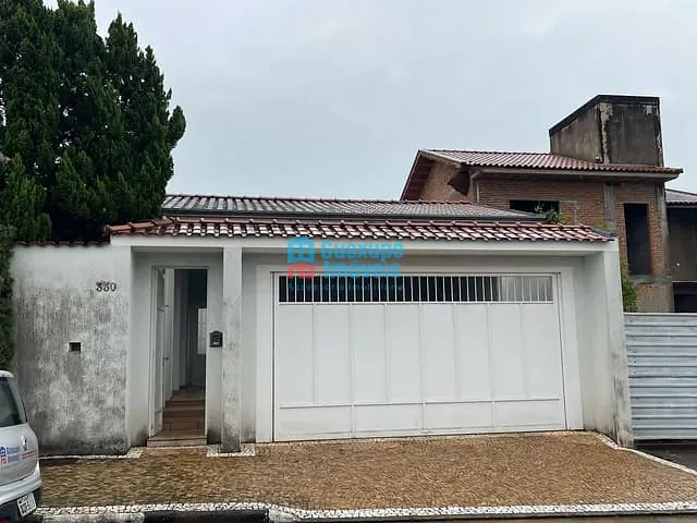 Casa com 750m² 4 quartos e 6 banheiros, à venda, no bairro Jardim Nova Guaxupé em Guaxupé