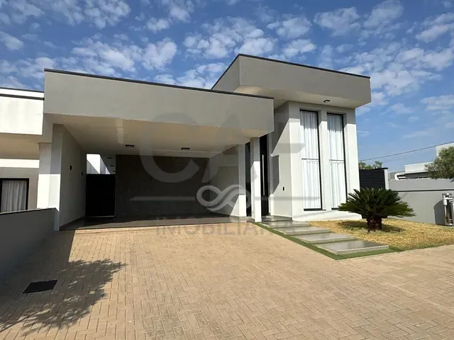 Casa com 360m² 3 quartos e 2 banheiros, à venda, no bairro Residencial Portal do Sol em Holambra