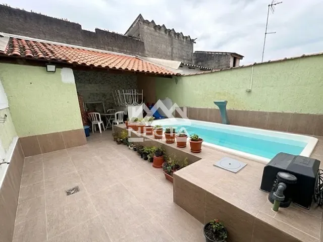 Casa com 158m² 2 quartos e 2 banheiros, à venda, no bairro Praia das Palmeiras em Caraguatatuba