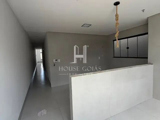 Casa com 180m² 3 quartos e 2 banheiros, à venda, no bairro Residencial Center Ville em Goiânia
