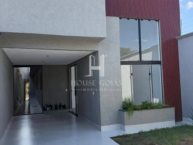 Casa com 180m² 3 quartos e 2 banheiros, à venda, no bairro Residencial Center Ville em Goiânia