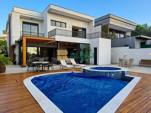 Casa com 513m² 4 quartos e 6 banheiros, à venda, no bairro Condomínio Residencial Montserrat em São José dos Campos