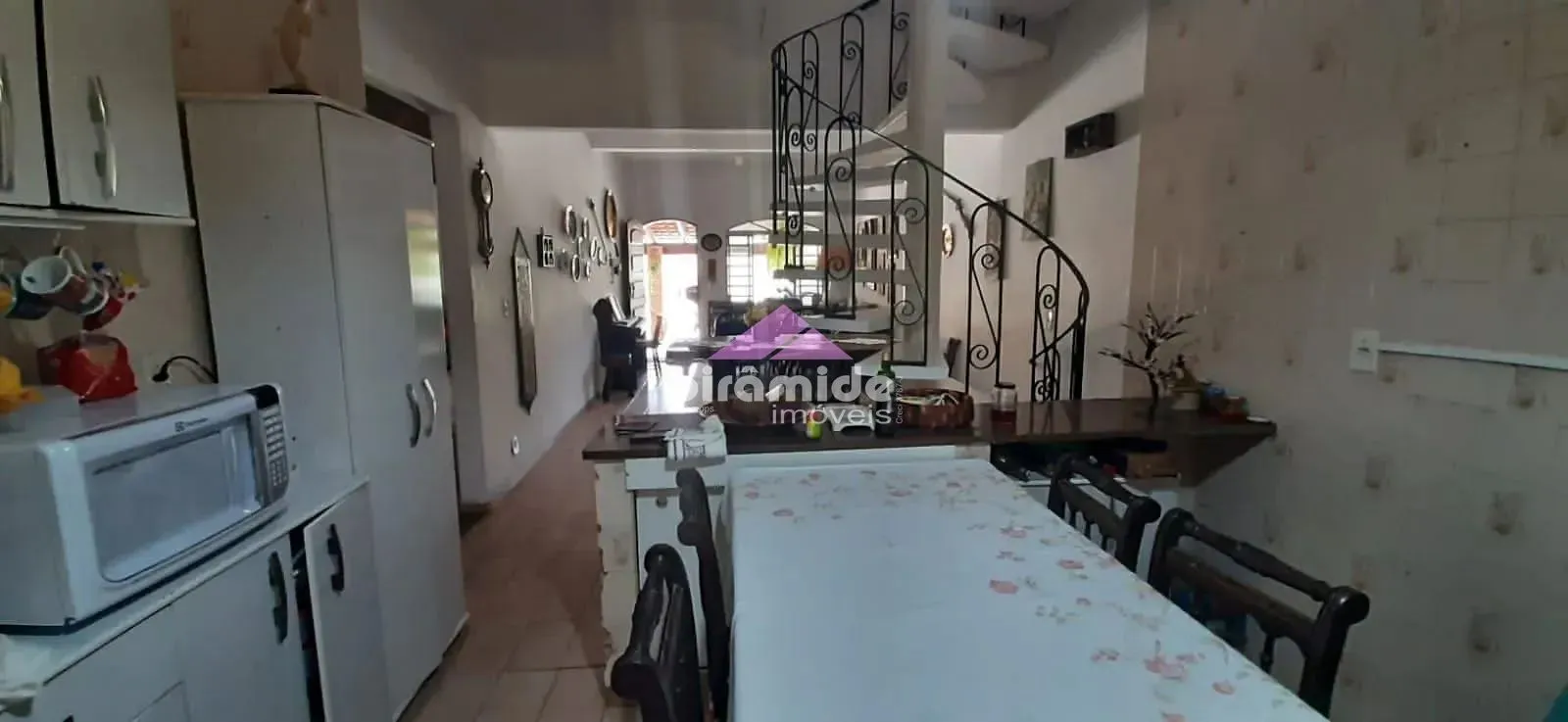 Casa, 3 quartos, 300 m² - Foto 8