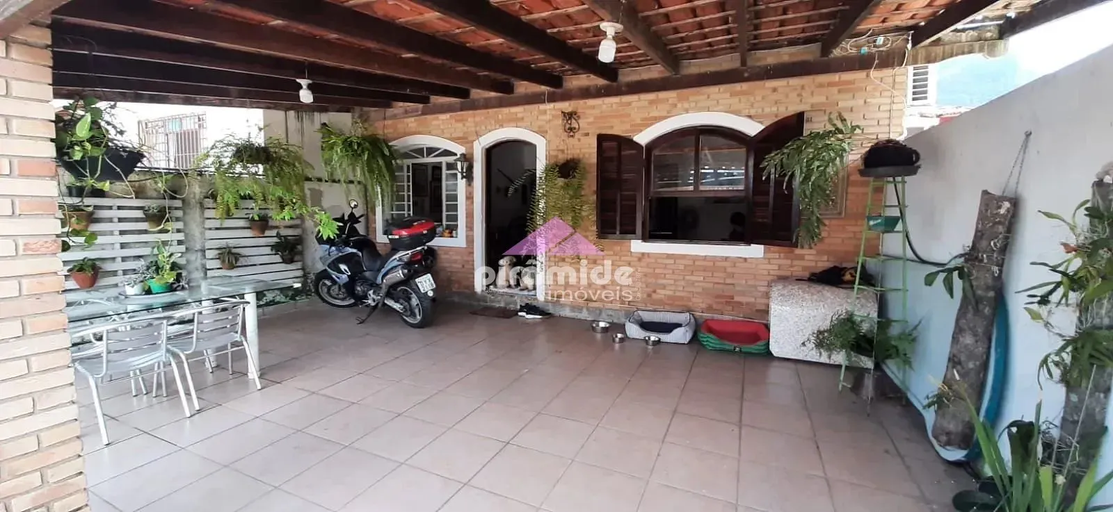 Casa, 3 quartos, 300 m² - Foto 1