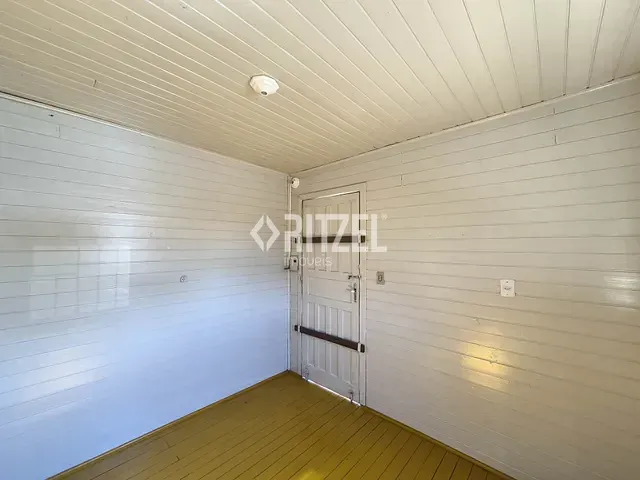 Casa 3 quartos e 1 banheiro, para alugar, no bairro Canudos em Novo Hamburgo