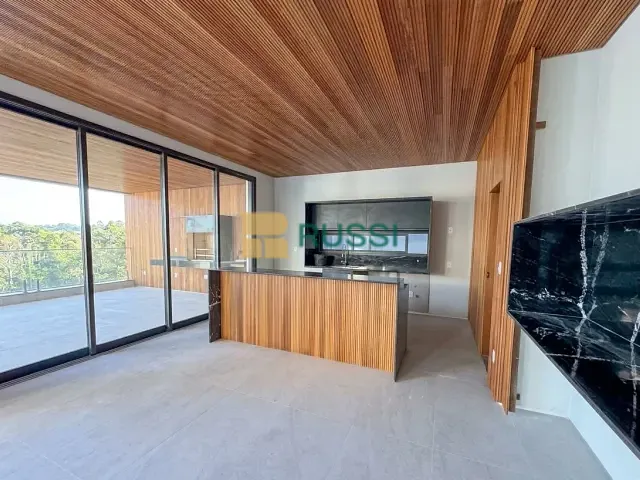 Casa com 600m² 4 quartos e 7 banheiros, à venda, no bairro Urbanova em São José dos Campos