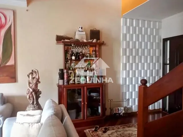 Casa com 360m² 4 quartos e 4 banheiros, à venda, no bairro City Bussocaba em Osasco
