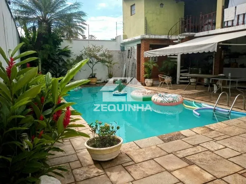 Casa, 4 quartos, 226 m² - Foto 11